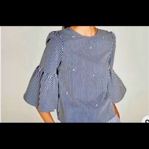Zara Poplin Cotton Top with faux pearls. Excellent condition. Size Small.